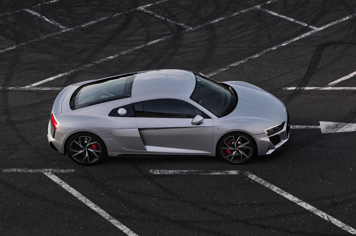 Audi R8 V10 RWD Coupe 2