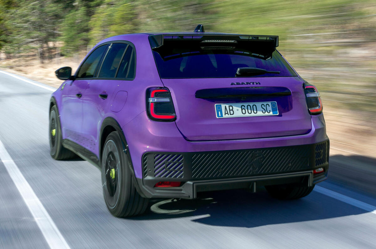 Abarth 600e rear quarter tracking