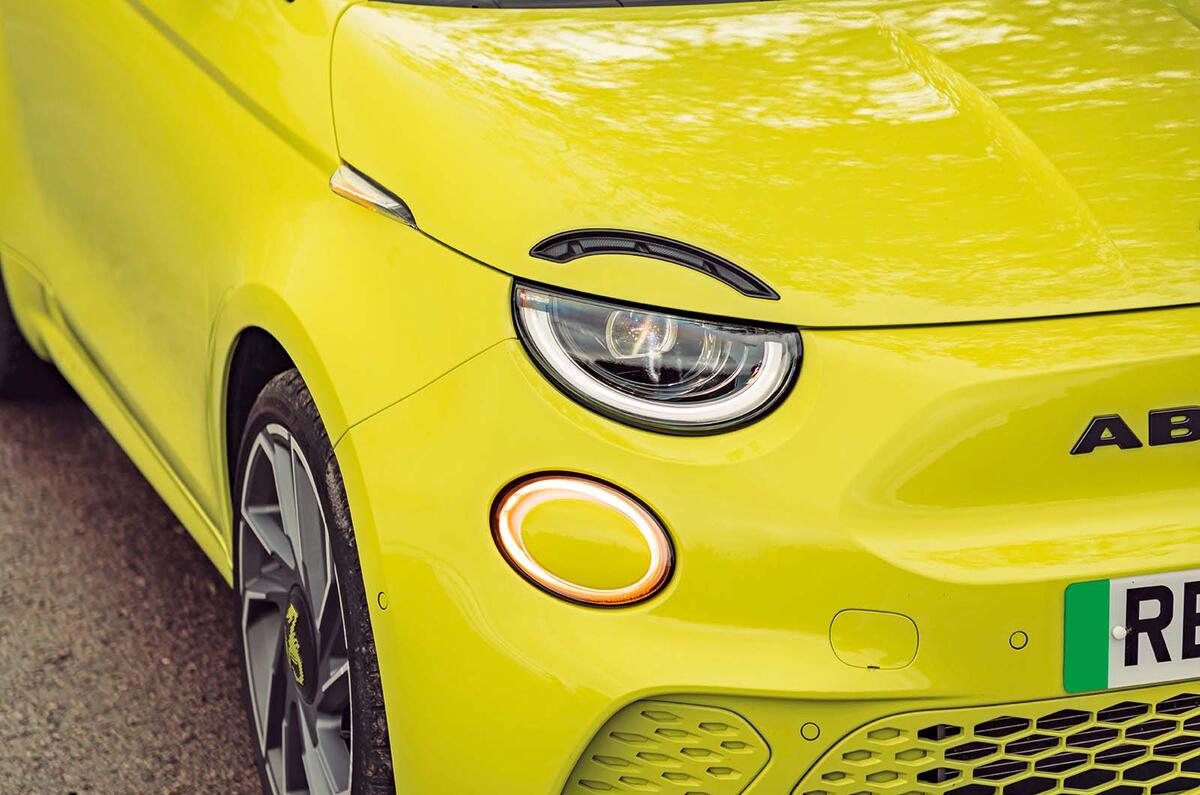 Abarth 500e headlamps Abarth 500e headlamps