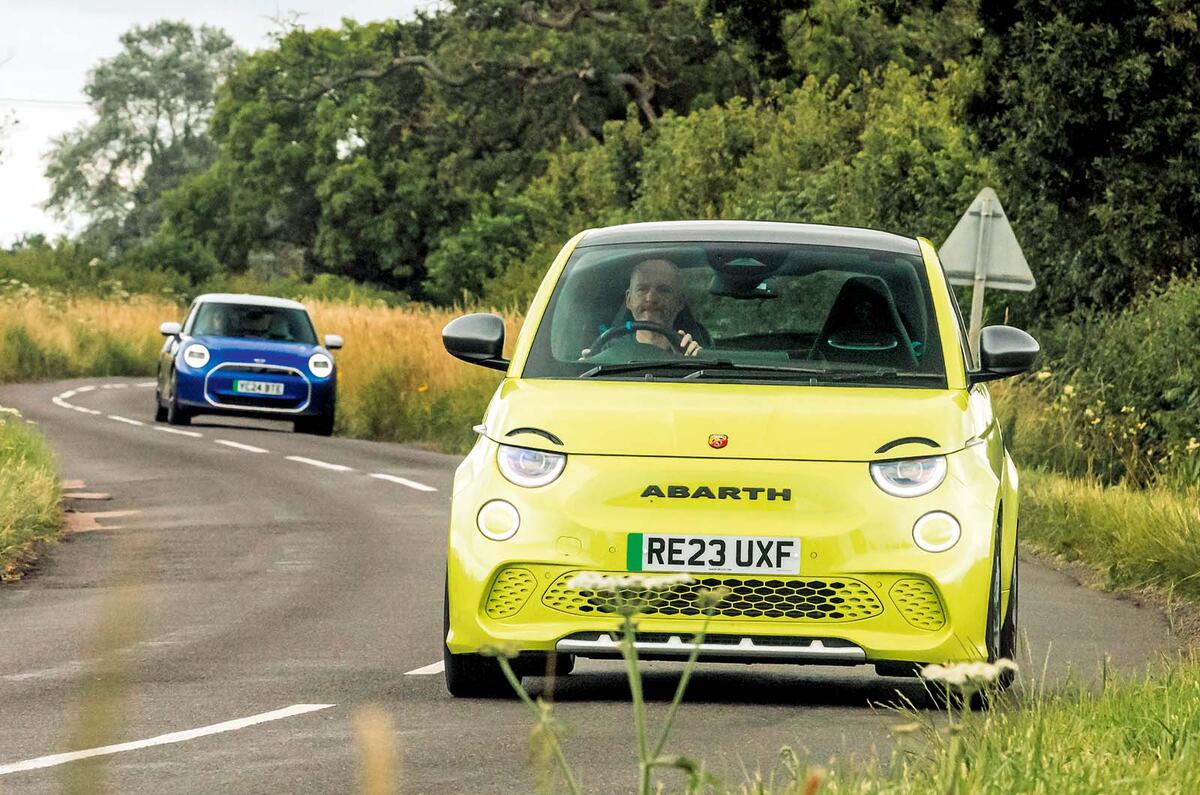 Abarth 500e Mini Cooper front Abarth 500e Mini Cooper front