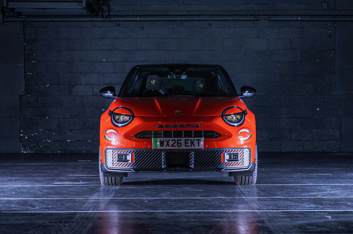 Abarth 600e Competizione