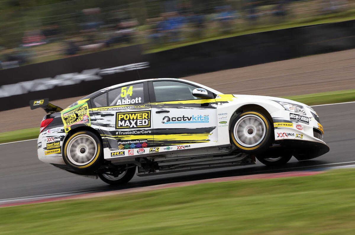 2016 BTCC Knockhill