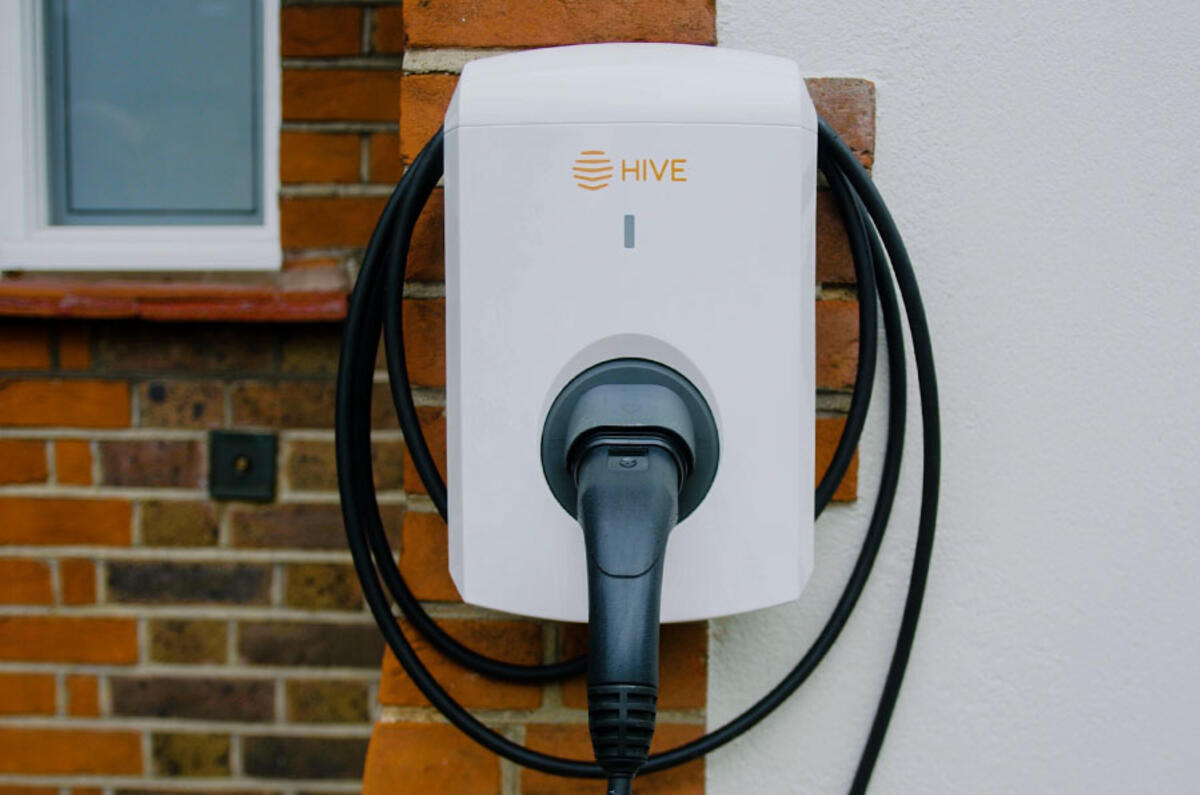 A tethered charger has a cable always attached; untethered keeps your unit clean of all cables A tethered charger has a cable always attached; untethered keeps your unit clean of all cables