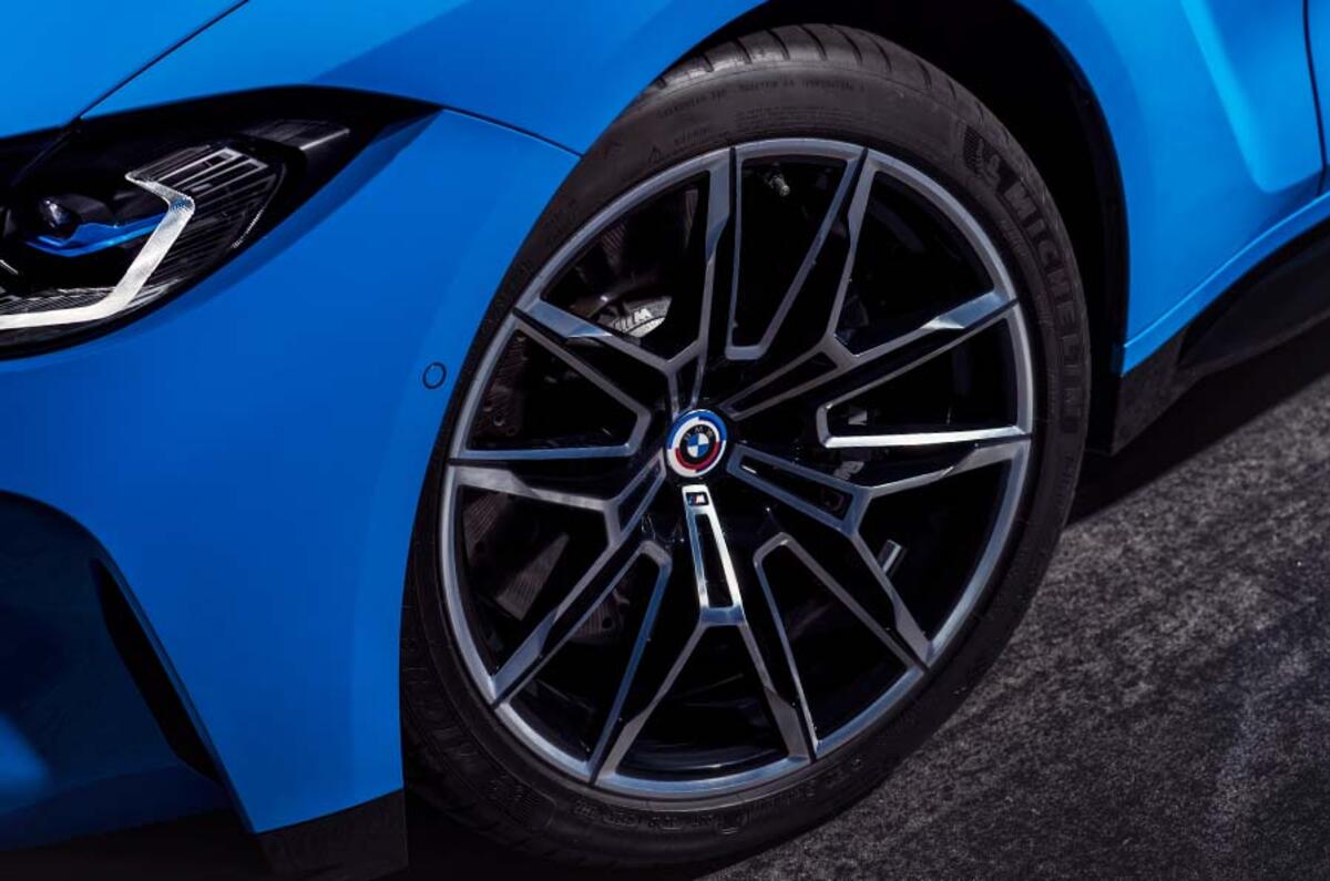 AC goodwoodrecruitment BMW 8 AC goodwoodrecruitment BMW 8