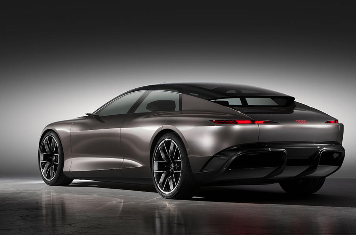 The dynamic saloon profile's bold lines sweep to a sportback rear with powerful quattro muscles The dynamic saloon profile's bold lines sweep to a sportback rear with powerful quattro muscles