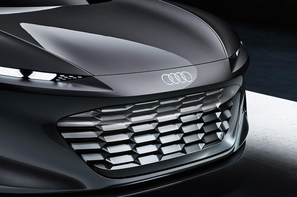 The Audi Grandsphere concept’s LED headlights are inspired by the Audi logo’s four rings The Audi Grandsphere concept’s LED headlights are inspired by the Audi logo’s four rings