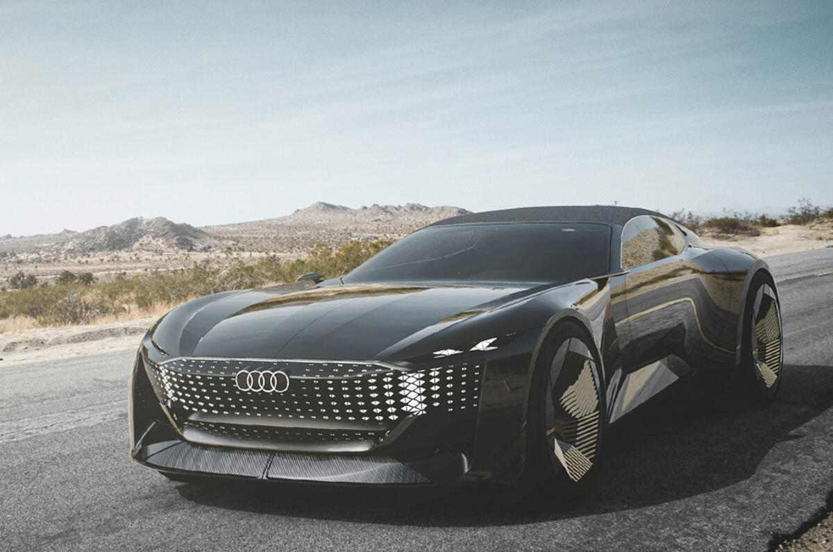 Marc Lichte: "Big wheels. A long wheelbase. A long bonnet. A muscular body. Elegant lines" Marc Lichte: "Big wheels. A long wheelbase. A long bonnet. A muscular body. Elegant lines"