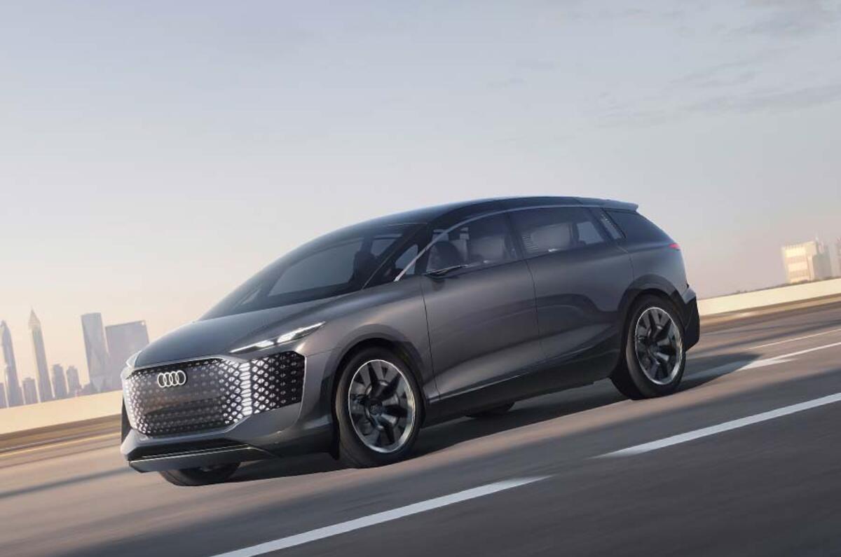 Philipp Roemers: "The huge 24-inch wheels, long wheelbase and short front overhang are clearly Audi" Philipp Roemers: "The huge 24-inch wheels, long wheelbase and short front overhang are clearly Audi"