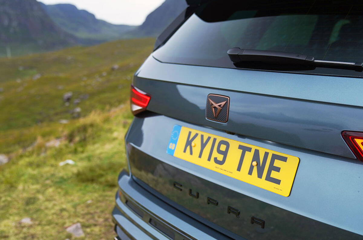 A simple touch of the electric tailgate gives us access to the 485-litre boot, and the cyclist can join us in the warming comfort of the CUPRA