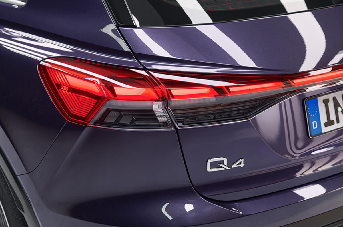 AC promotedstory StoryQ4 2a AC promotedstory StoryQ4 2a