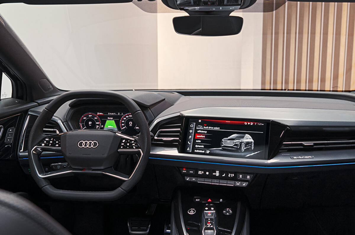 The new Q4 e-tron boasts the latest evolution of Audi’s pace-setting Virtual Cockpit The new Q4 e-tron boasts the latest evolution of Audi’s pace-setting Virtual Cockpit