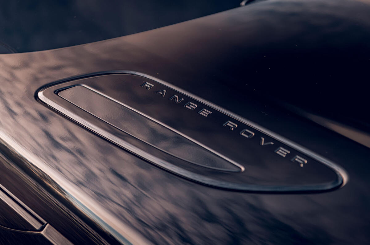 Range Rover Velar Black Edition