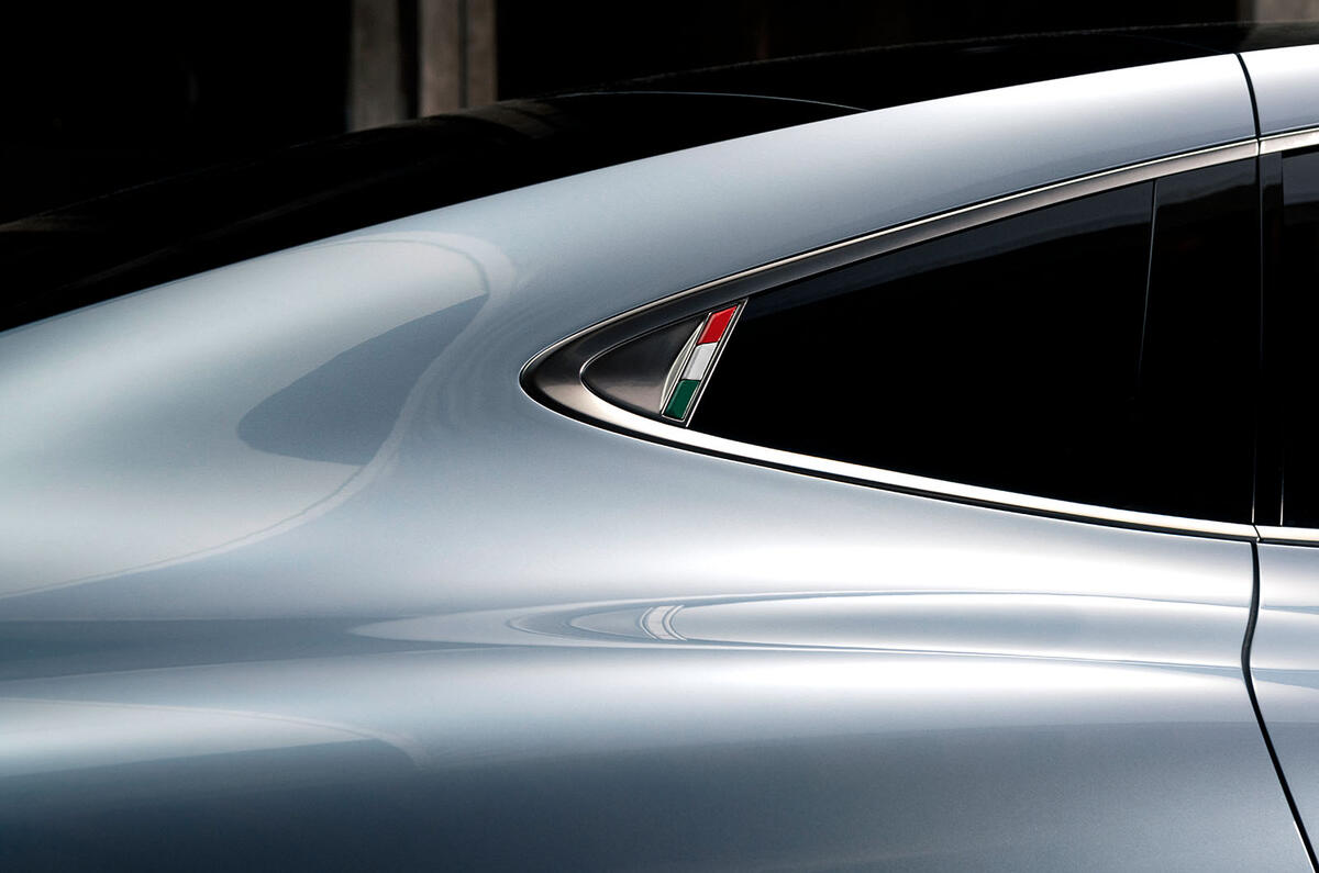 AEHRA 01 badge detail