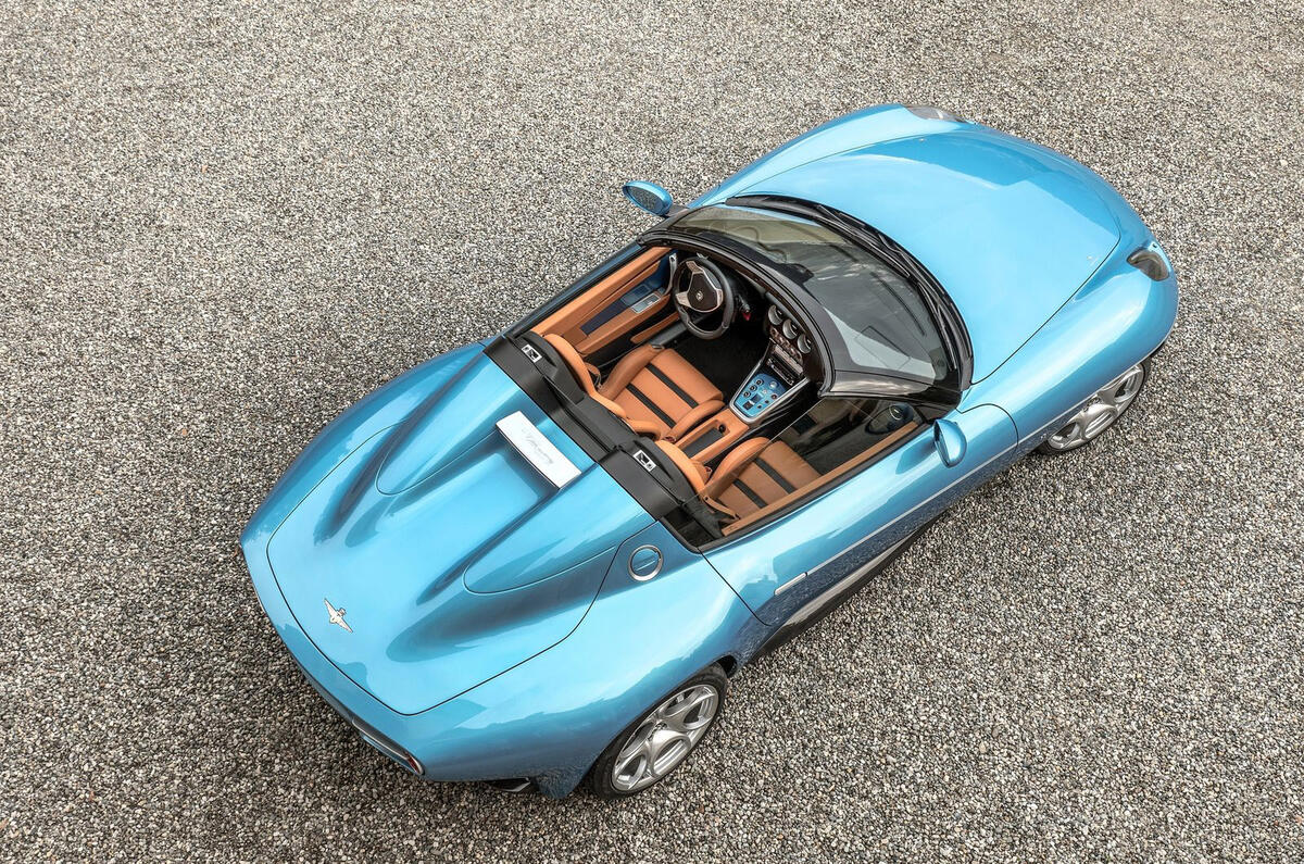 Touring Superleggera Disco Volante Spyder