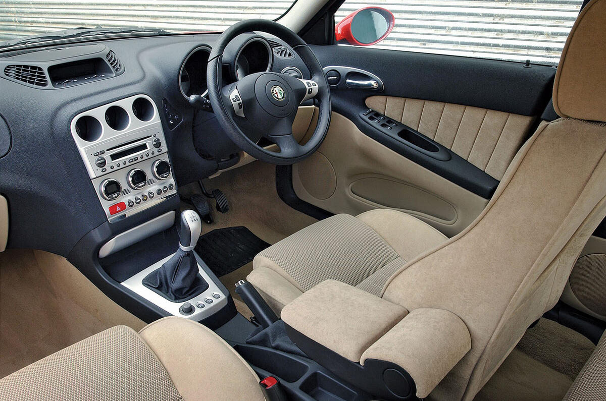 Alfa Romeo 156 interior Alfa Romeo 156 interior