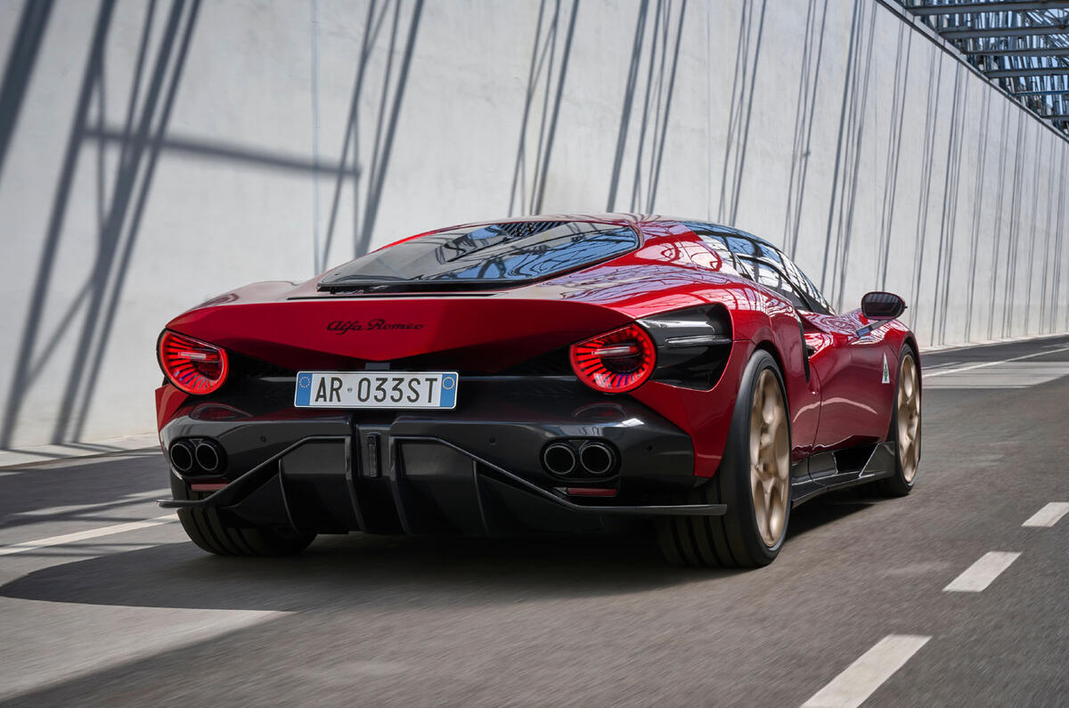 Alfa Romeo 33 Stradale rear quarter tracking Alfa Romeo 33 Stradale rear quarter tracking