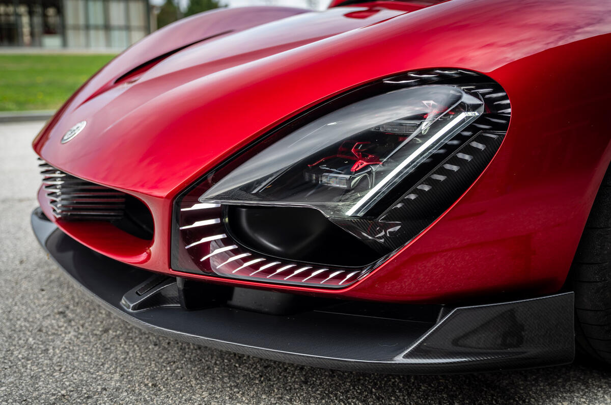 Alfa Romeo 33 Stradale review 2026 007