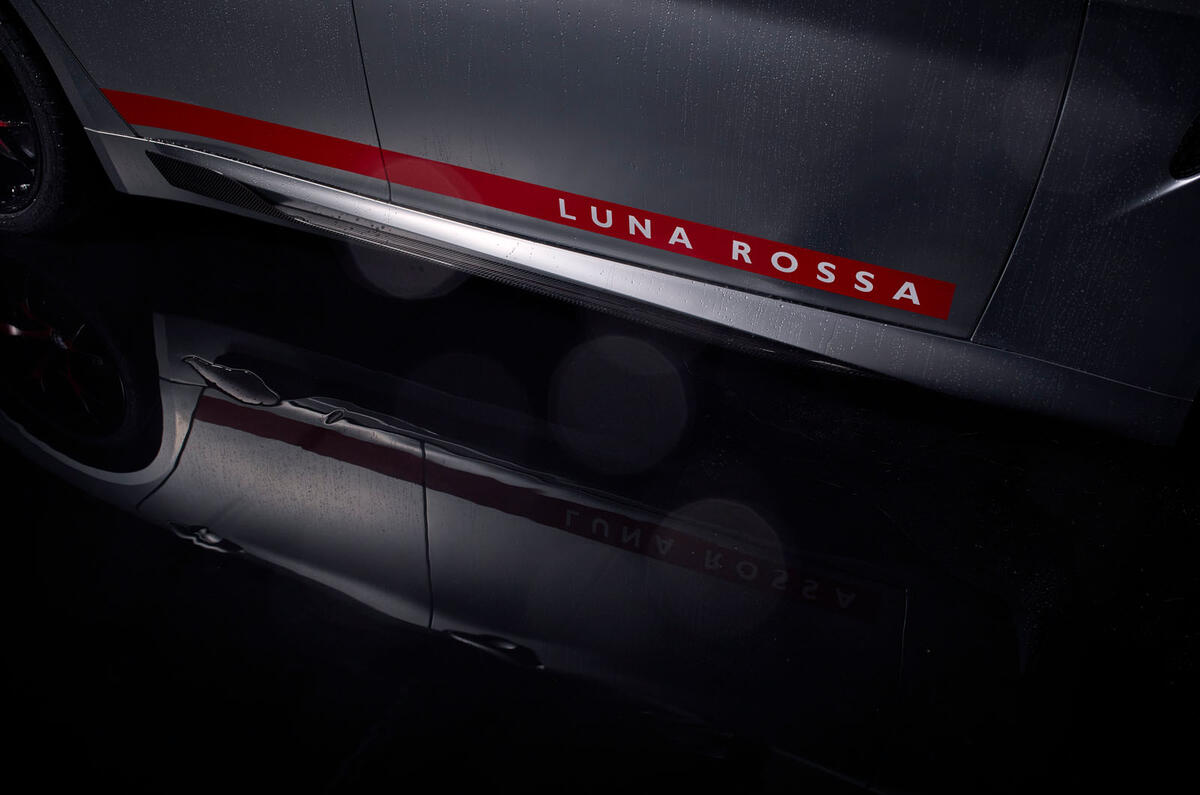 Alfa Romeo Giulia Quadrifoglio Luna Rossa 5