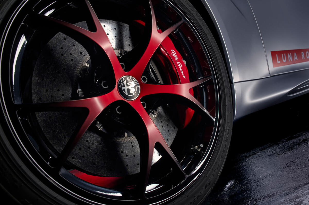 Alfa Romeo Giulia Quadrifoglio Luna Rossa 7