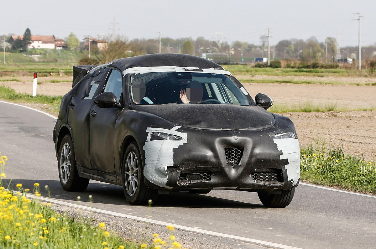 Alfa Romeo Stelvio mule