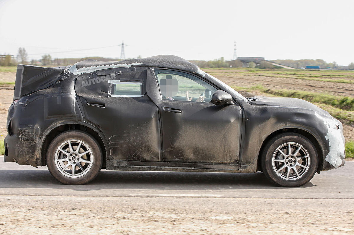 Alfa Romeo Stelvio mule