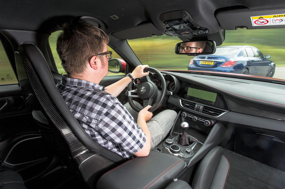 Alfa Romeo Giulia Quadrifoglio vs Mercedes-AMG C63 S