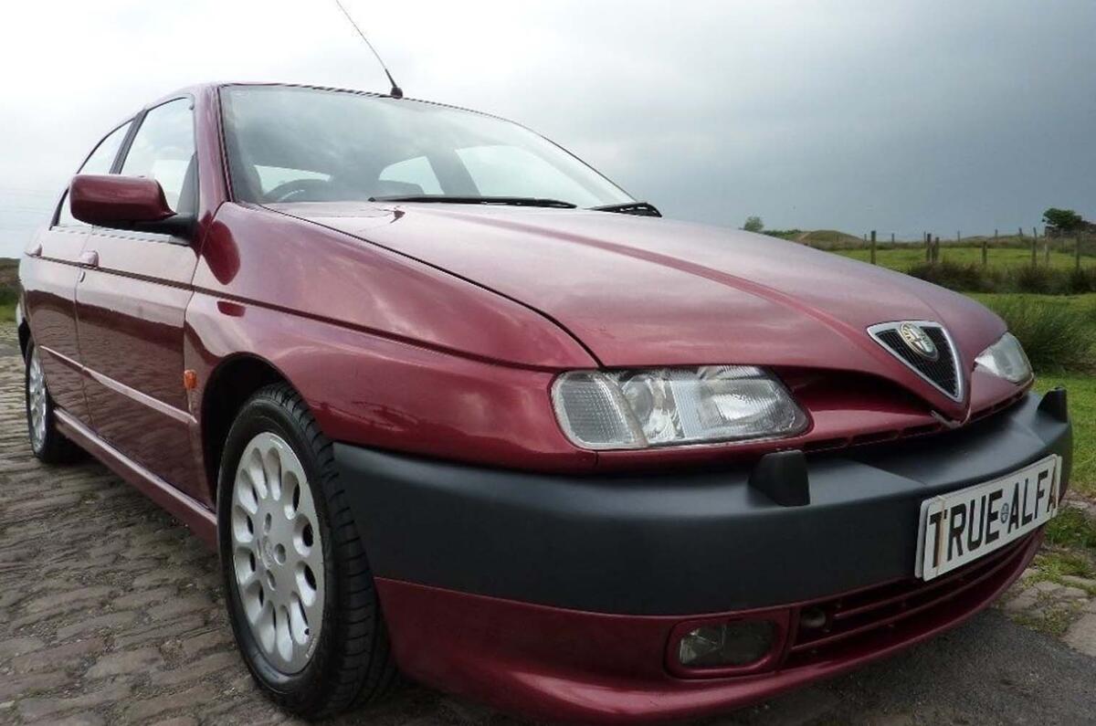 Alfa Romeo 146