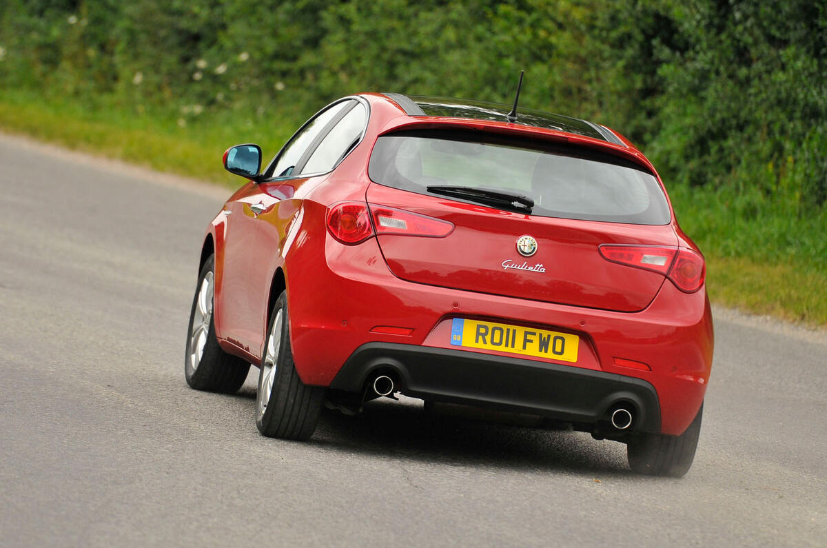 Alfa Romeo Giulietta - tracking rear Alfa Romeo Giulietta - tracking rear