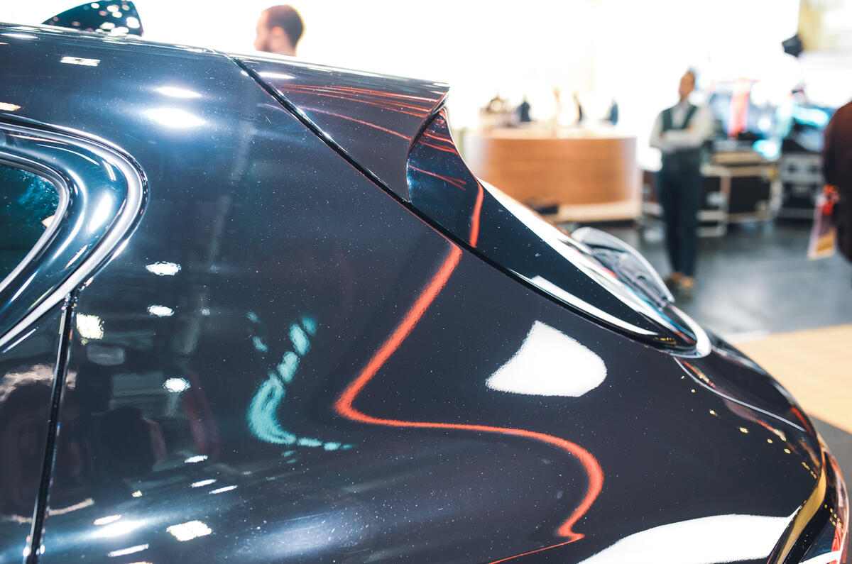 Alfa Romeo Tonale facelift rear spoiler   paris motor show Alfa Romeo Tonale facelift rear spoiler   paris motor show