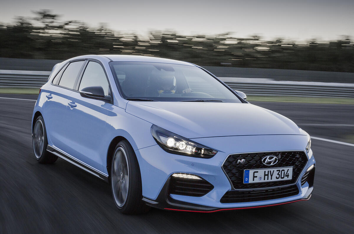 Hyundai i30N hot hatch revealed with 271bhp performance pack variant