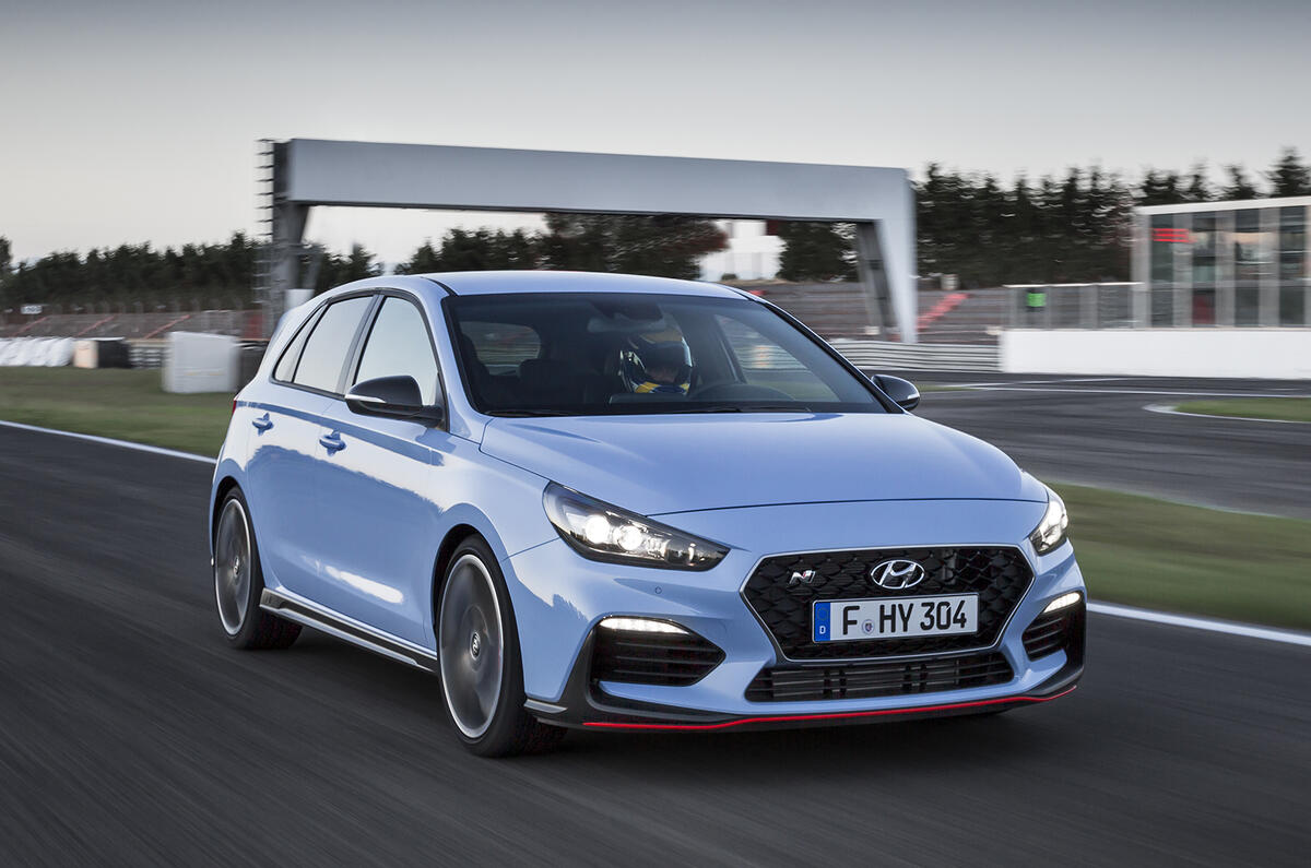 Hyundai i30N hot hatch revealed with 271bhp performance pack variant