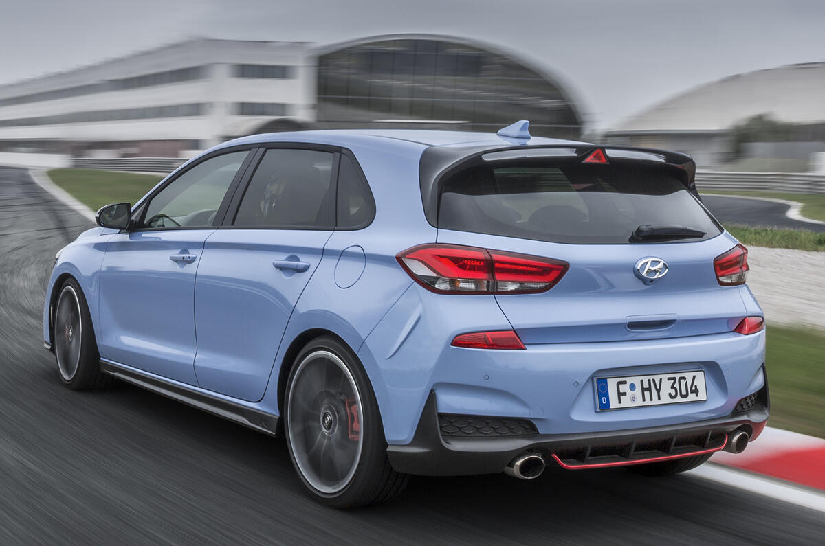 Hyundai i30N hot hatch revealed with 271bhp performance pack variant