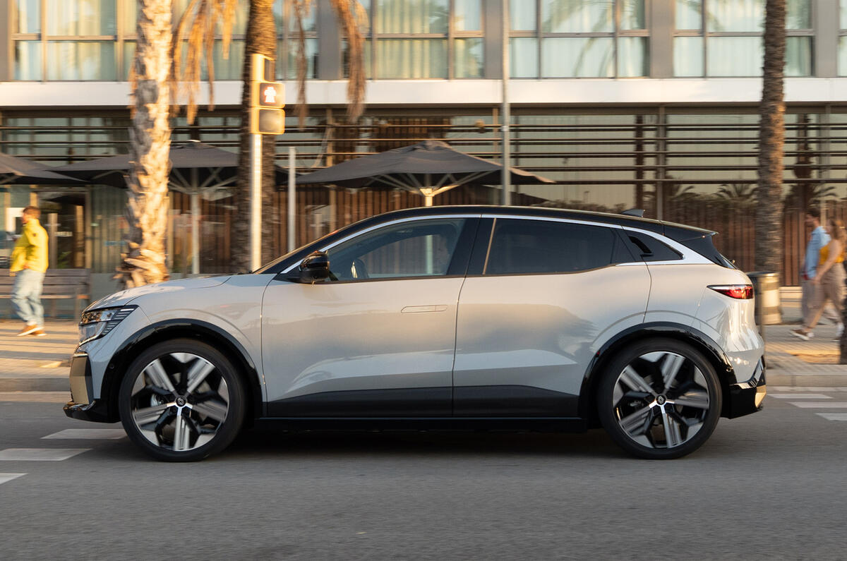 All New Megane E Tech Electric   6th September 08h05 (2) All New Megane E Tech Electric   6th September 08h05 (2)