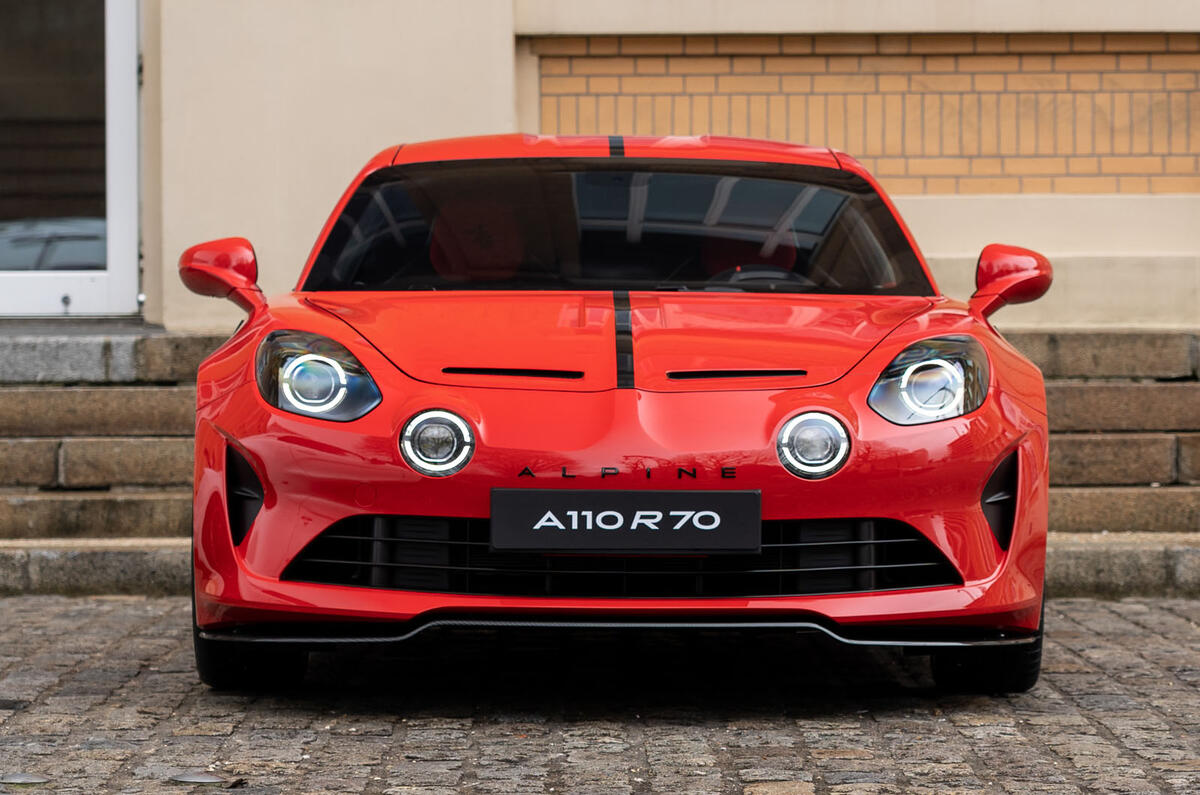 Alpine A110 R 70 front