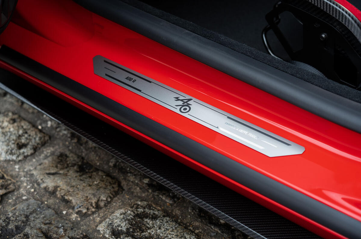 Alpine A110 R 70 sill plaque