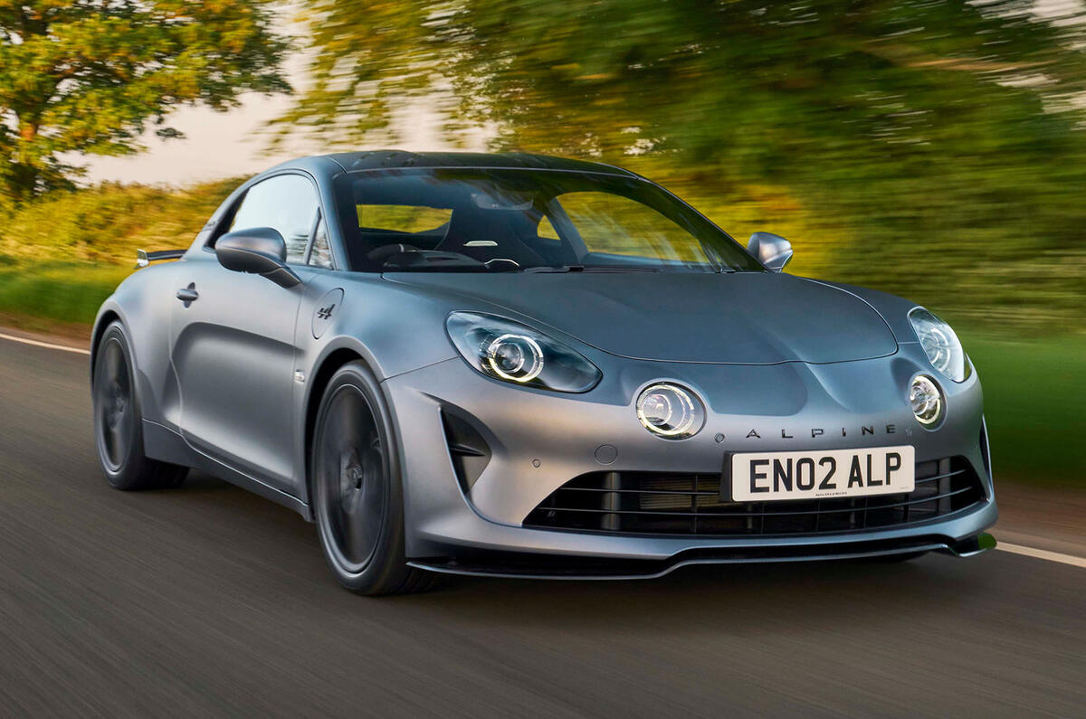 Alpine A110 S Enstone Edition front three quarter tracking