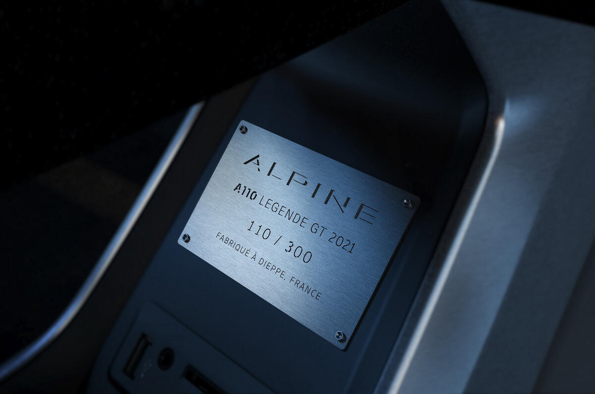 AlpineGT02 AlpineGT02