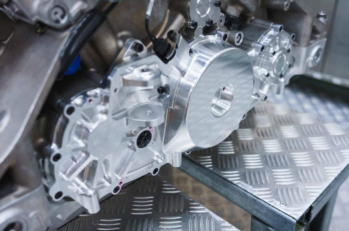 Aston Martin Valkyrie engine