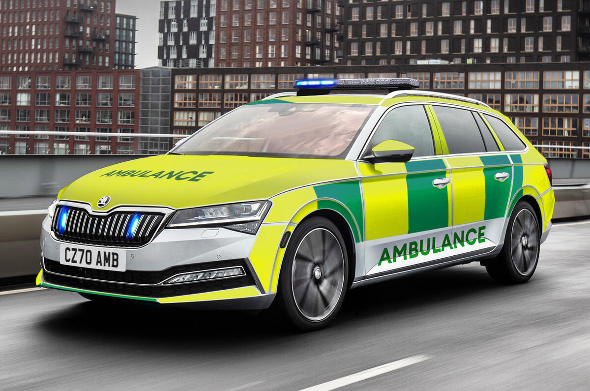 Skoda Superb ambulance