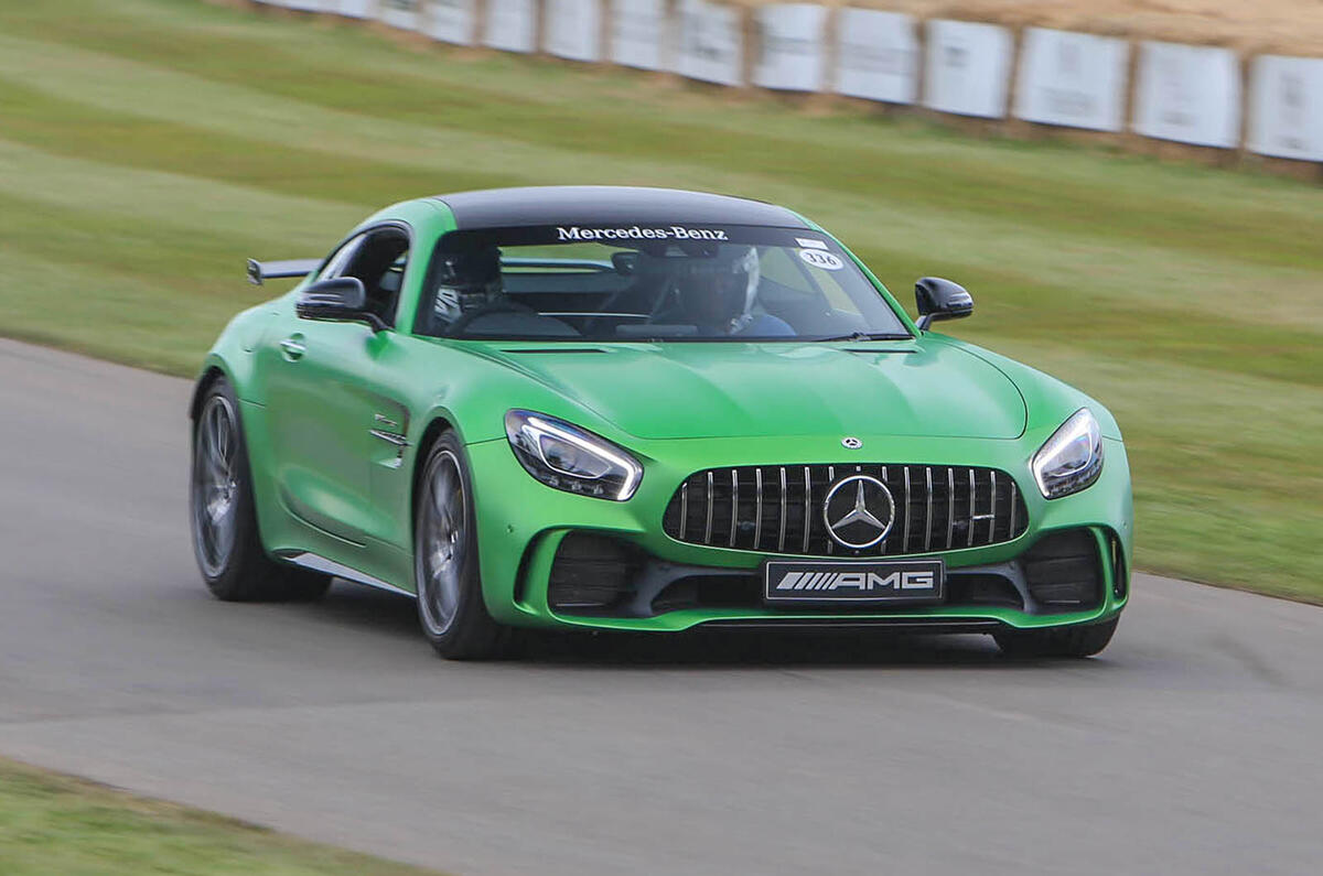 Mercedes-AMG GT R 