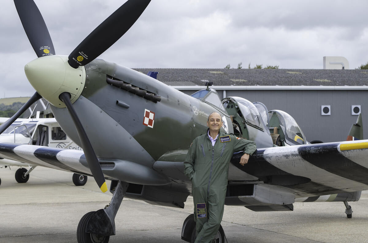 Andrew Frankel   Spitfire Experience   Lowlyt Media 43