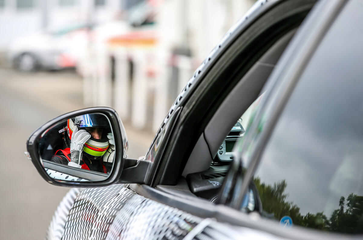 Alfa Romeo Stelvio Quadrifoglio breaks Nürburgring SUV lap record