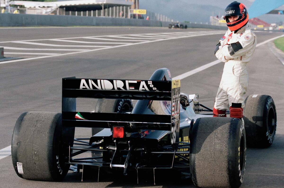 Archive f1 coumn kc