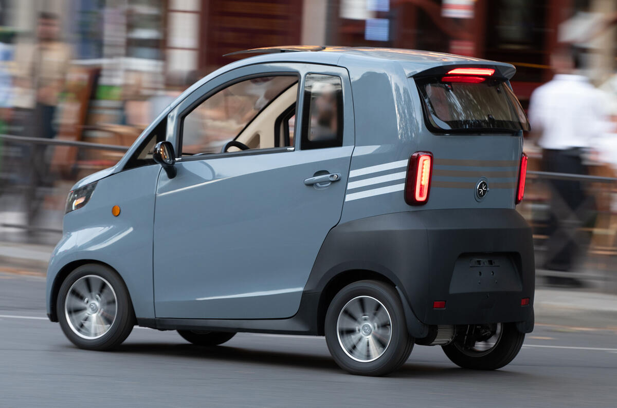 Ark Zero rear lead