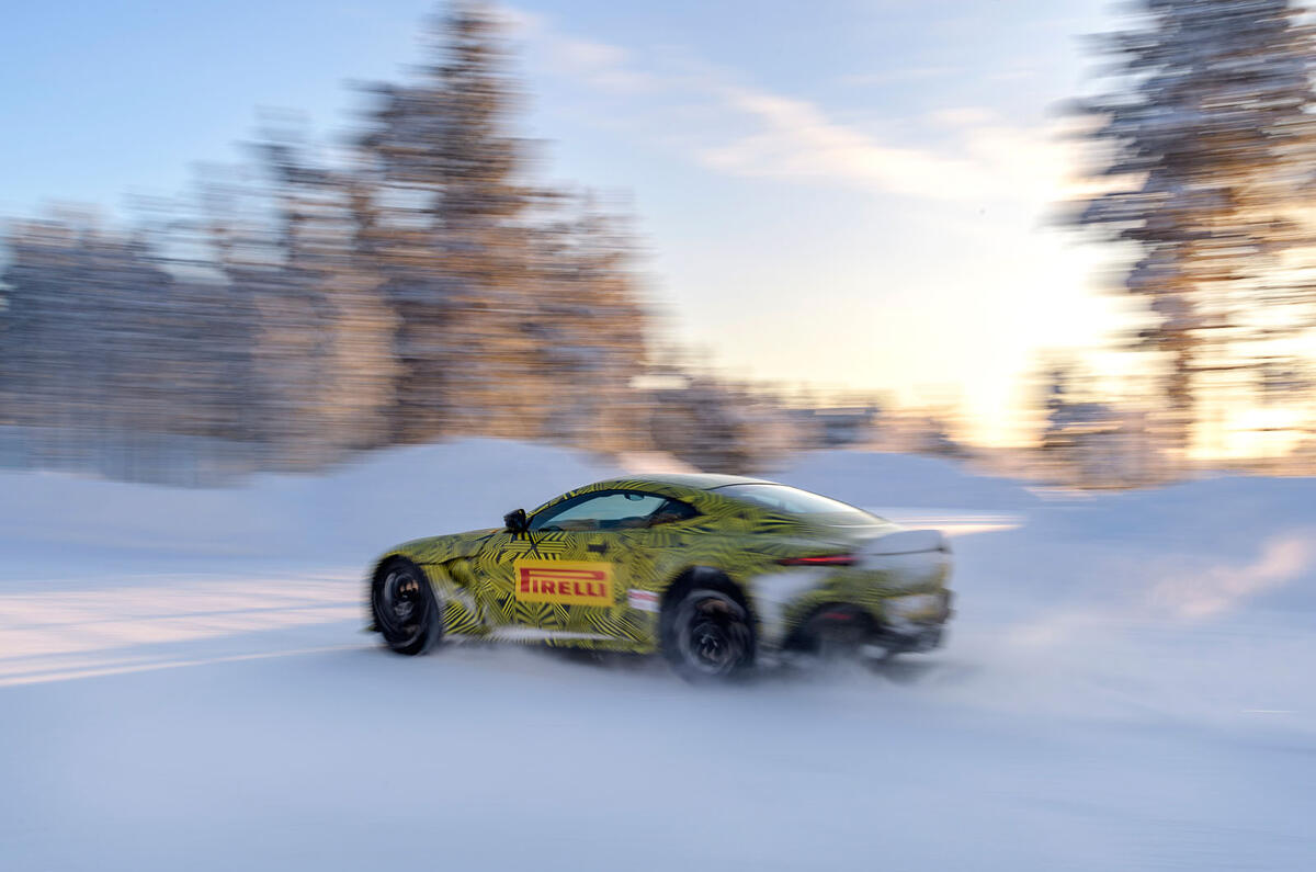 New 2018 Aston Martin Vantage - prototype review 