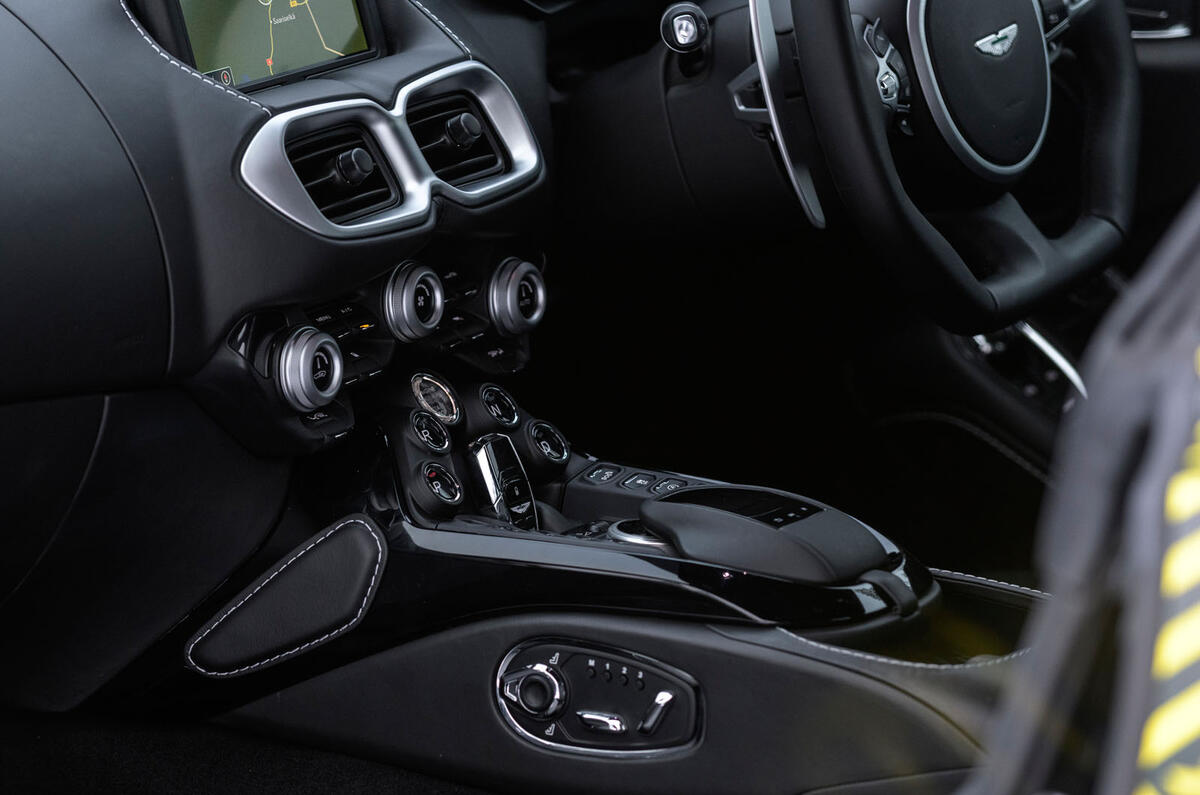 New 2018 Aston Martin Vantage - prototype review 