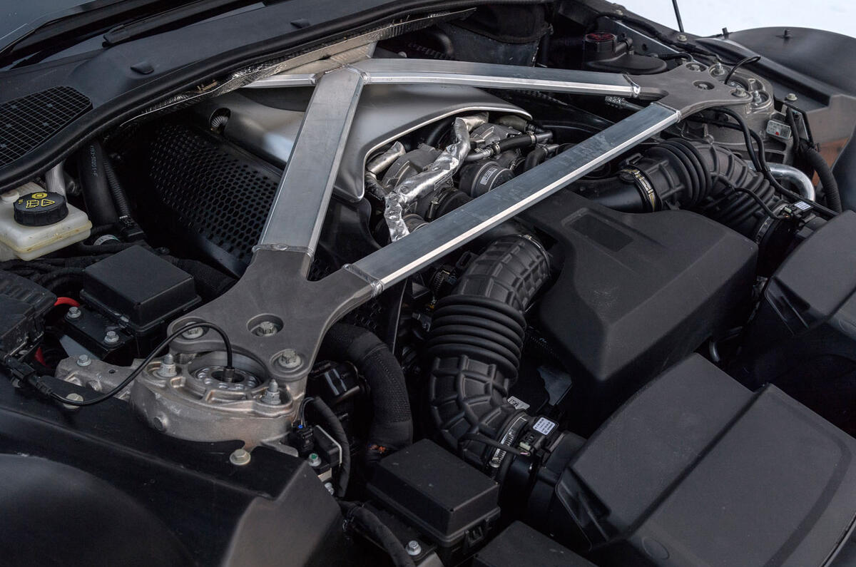 New 2018 Aston Martin Vantage - prototype review 