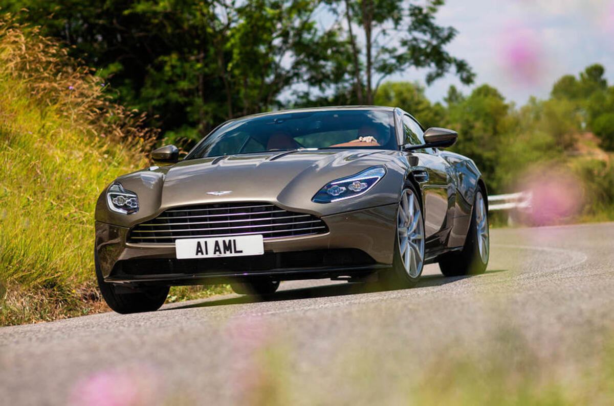 Aston Martin DB11