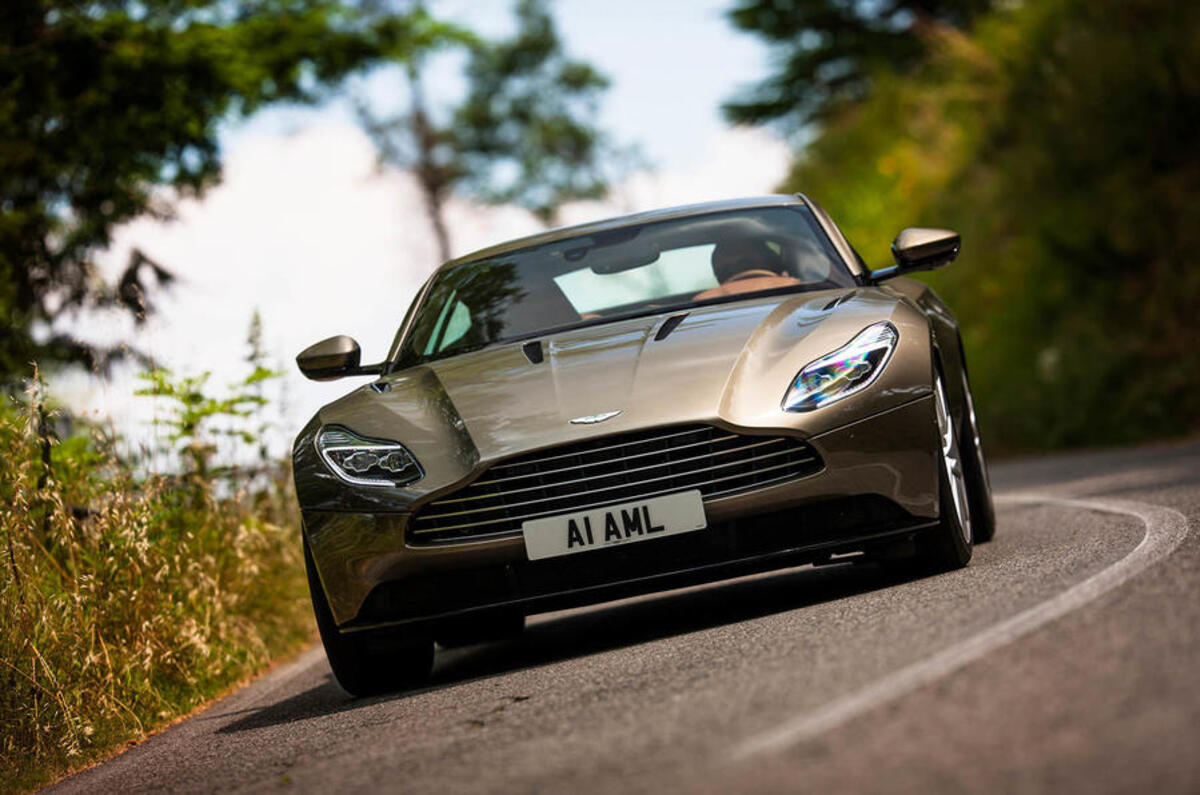 Aston Martin DB11