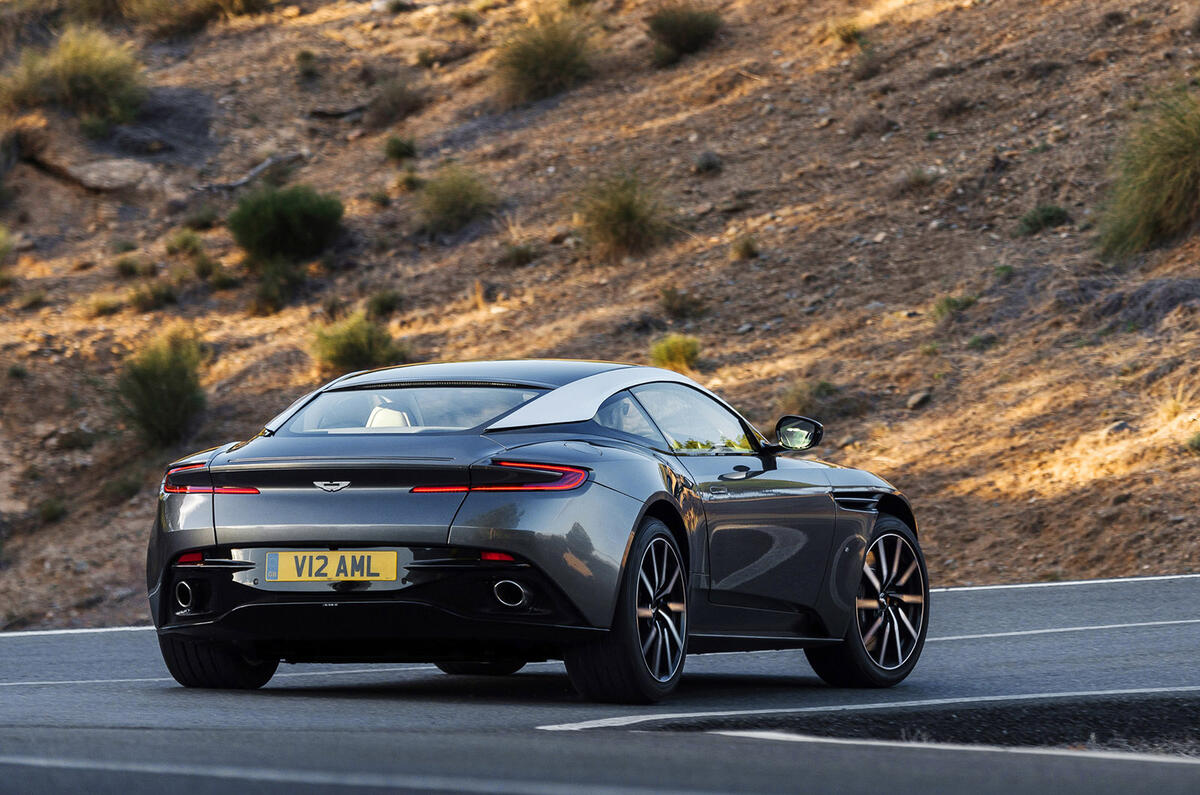Aston Martin DB11